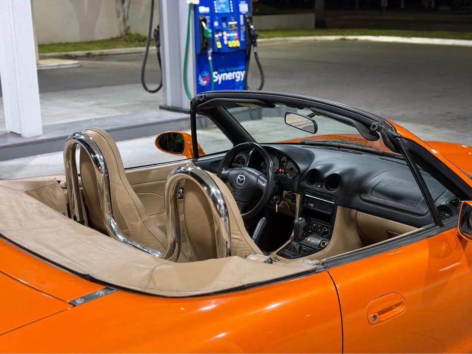 2002 Mazda NB MX-5 Miata - Image 11 of 12