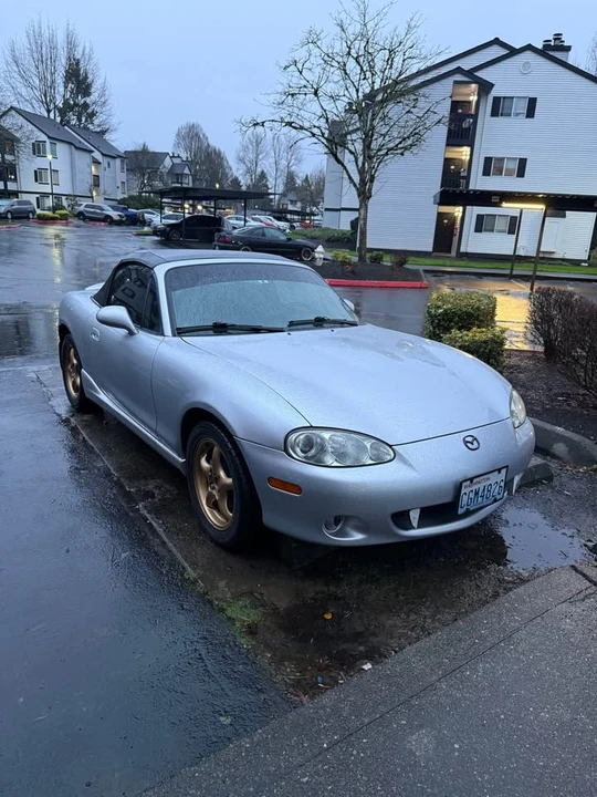 2002 Mazda NB MX-5 Miata - Image 2 of 10
