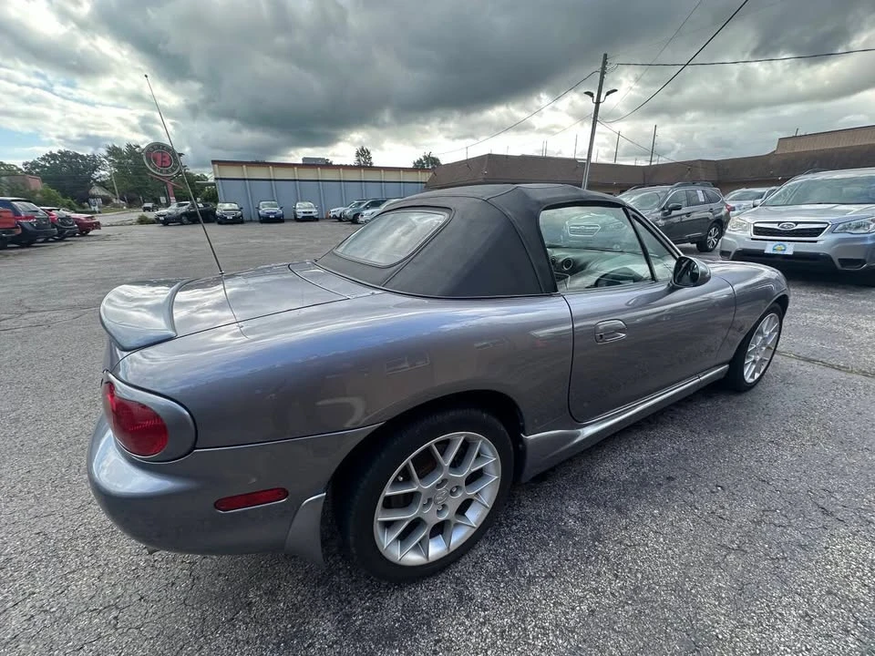 2002 Mazda NB MX-5 Miata - Image 15 of 16