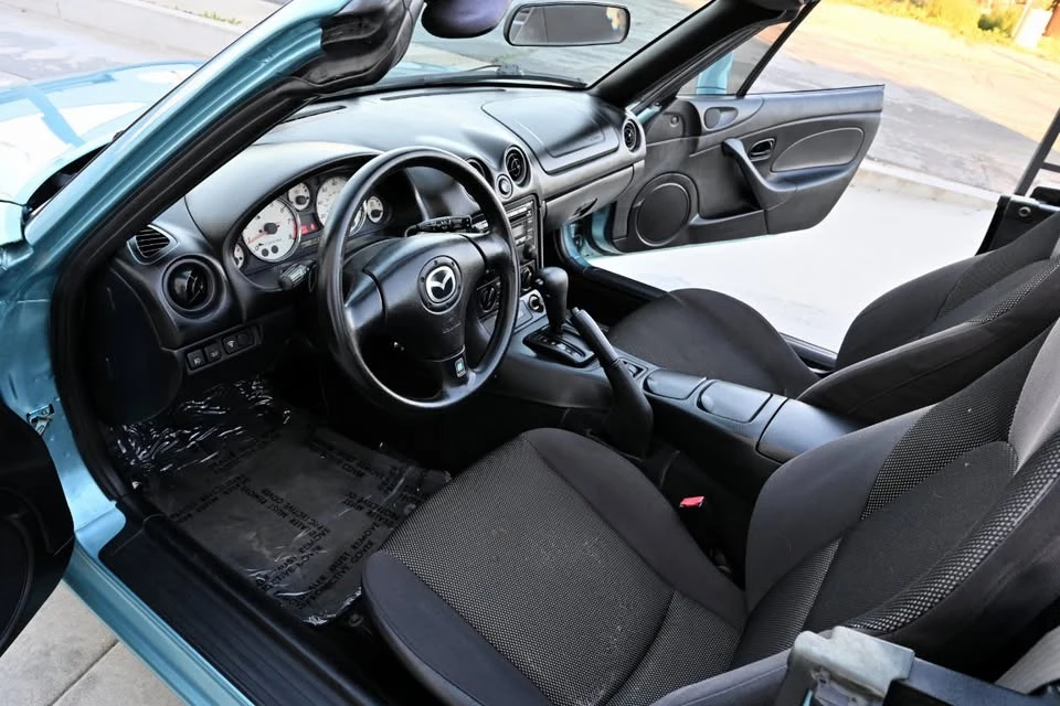 2002 Mazda NB MX-5 Miata - Image 17 of 20