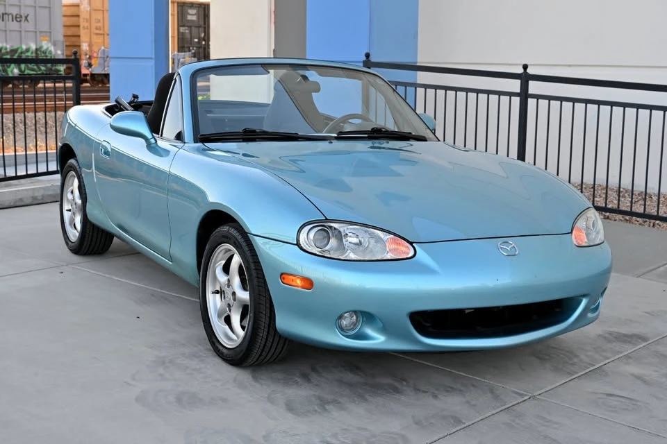 2002 Mazda NB MX-5 Miata - Image 13 of 20