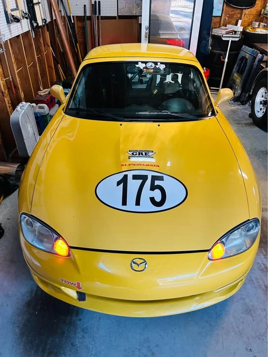 2002 Mazda NB MX-5 Miata - Image 8 of 11