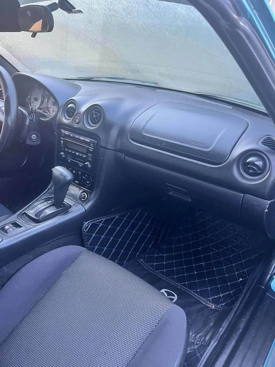 2002 Mazda NB MX-5 Miata - Image 4 of 5