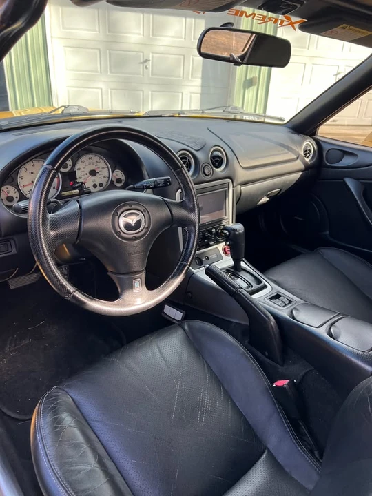 2002 Mazda NB MX-5 Miata - Image 11 of 18
