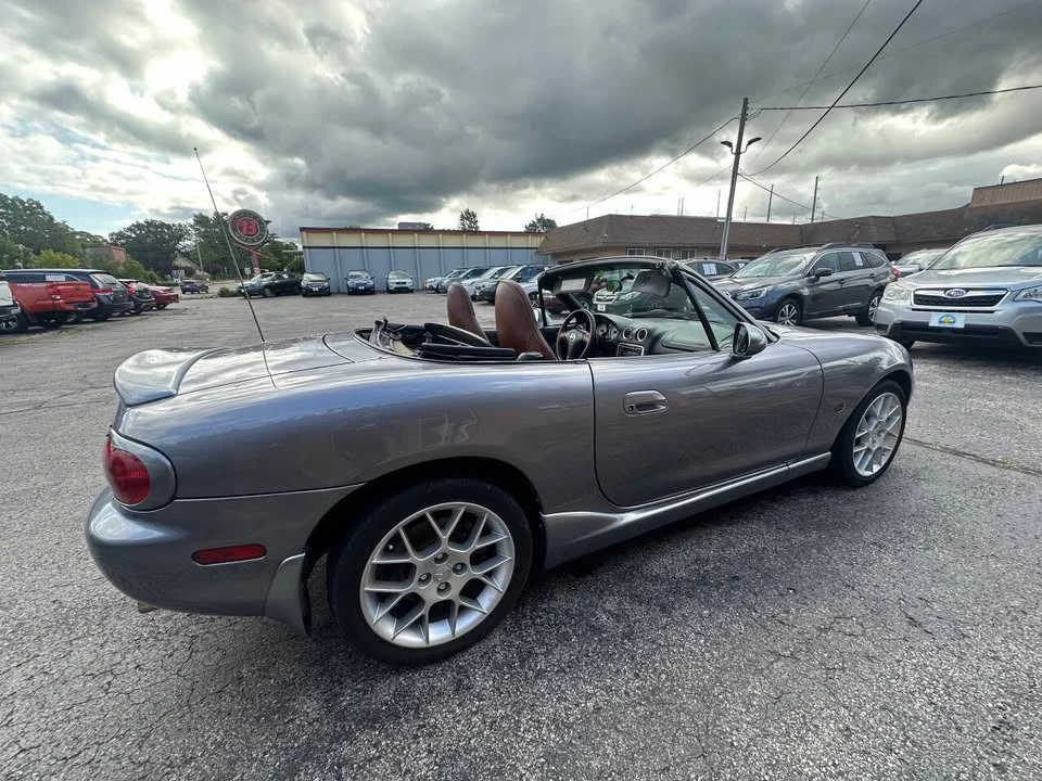 2002 Mazda NB MX-5 Miata - Image 11 of 16