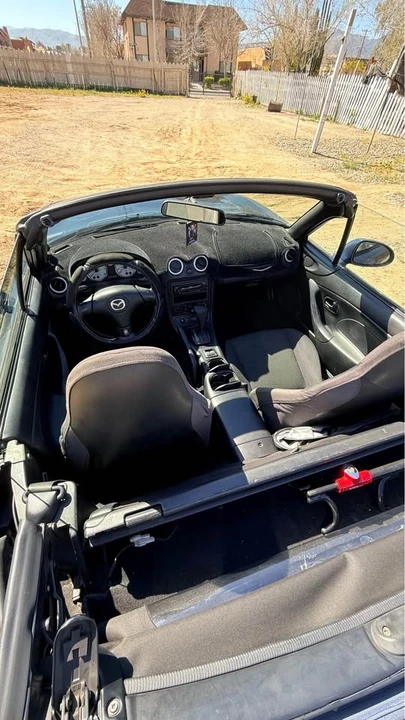 2002 Mazda NB MX-5 Miata - Image 5 of 10