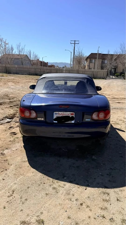 2002 Mazda NB MX-5 Miata - Image 2 of 10