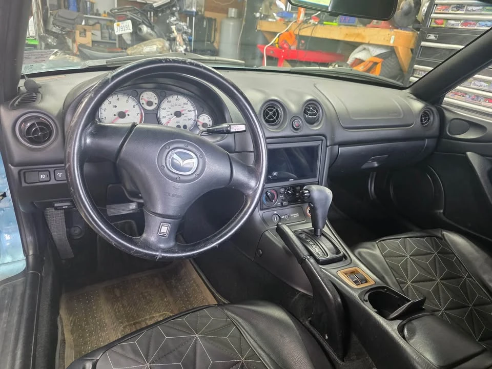 2002 Mazda NB MX-5 Miata - Image 4 of 5
