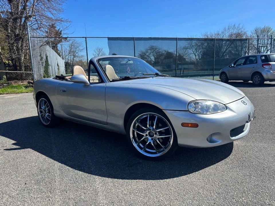 2002 Mazda NB MX-5 Miata - Image 5 of 17