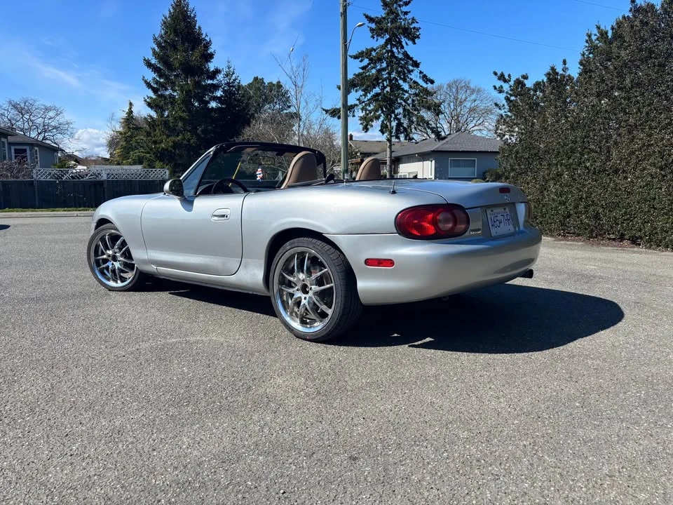 2002 Mazda NB MX-5 Miata - Image 7 of 17