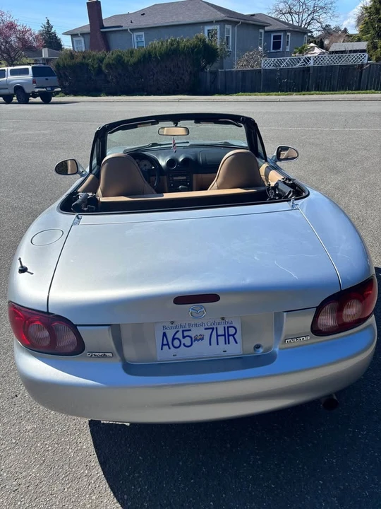 2002 Mazda NB MX-5 Miata - Image 2 of 17