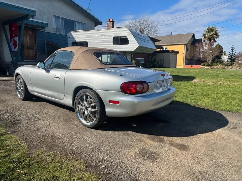 2002 Mazda NB MX-5 Miata - Image 13 of 17