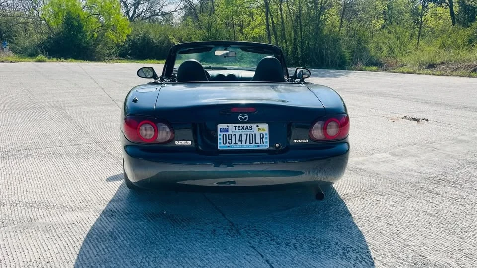 2002 Mazda NB MX-5 Miata - Image 13 of 20