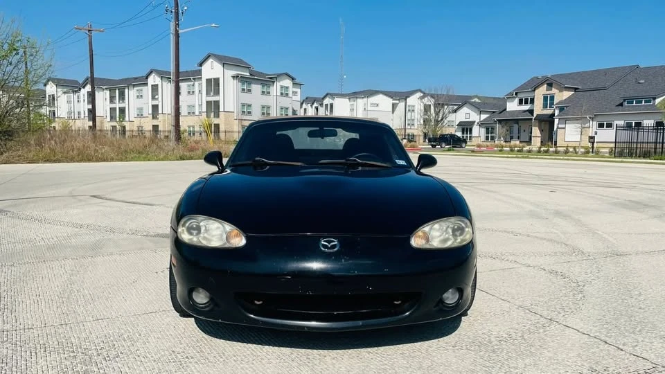2002 Mazda NB MX-5 Miata - Image 2 of 20