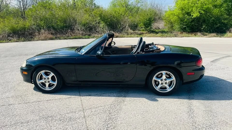 2002 Mazda NB MX-5 Miata - Image 15 of 20