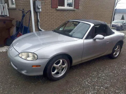 2002 Mazda MX-5 Miata