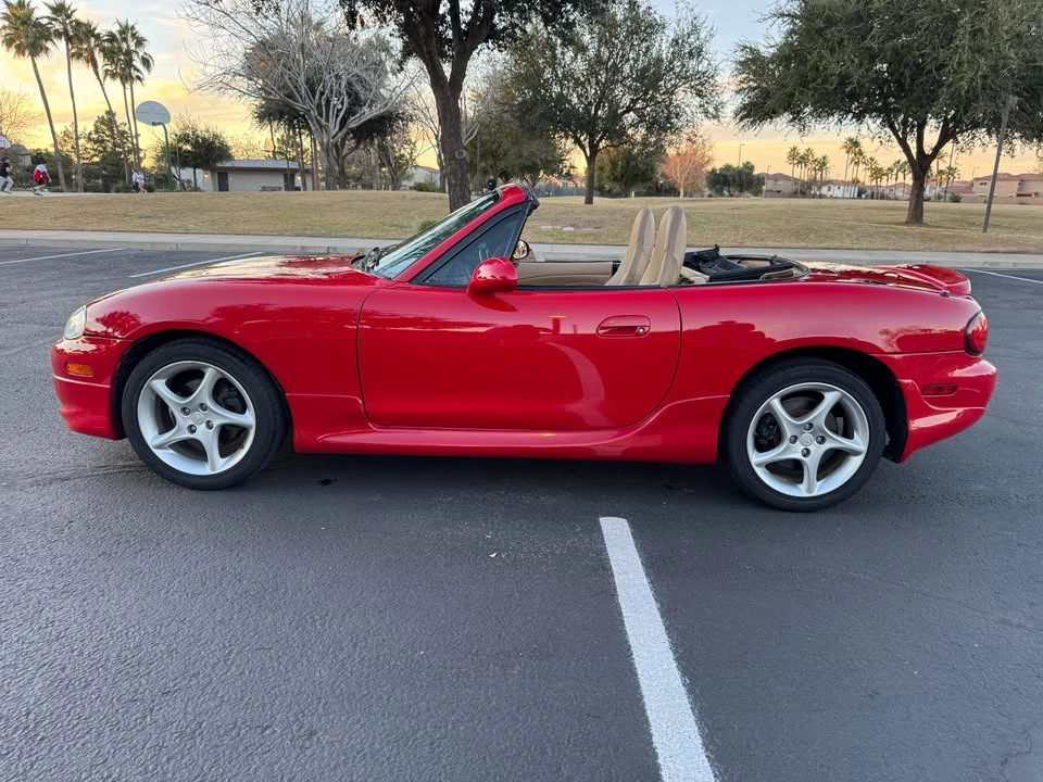 2002 Mazda NB MX-5 Miata - Image 13 of 15