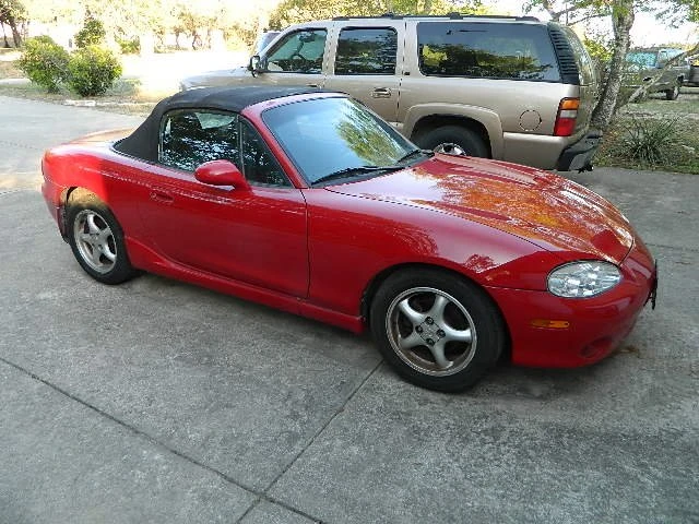 2002 Mazda NB MX-5 Miata - Image 2 of 11