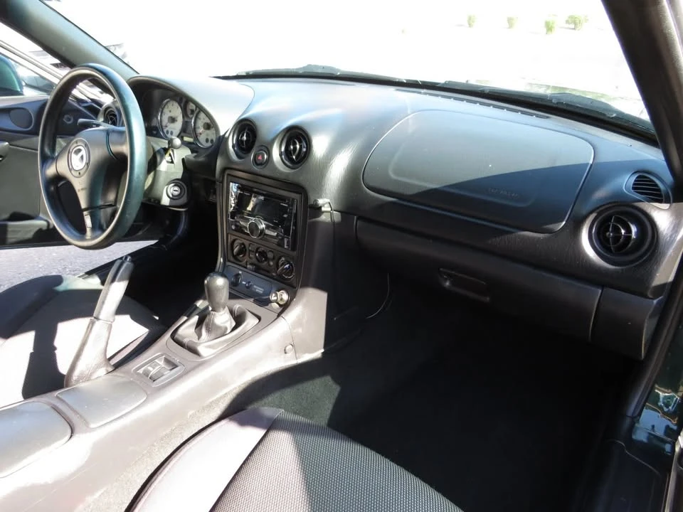 2002 Mazda NB MX-5 Miata - Image 16 of 20