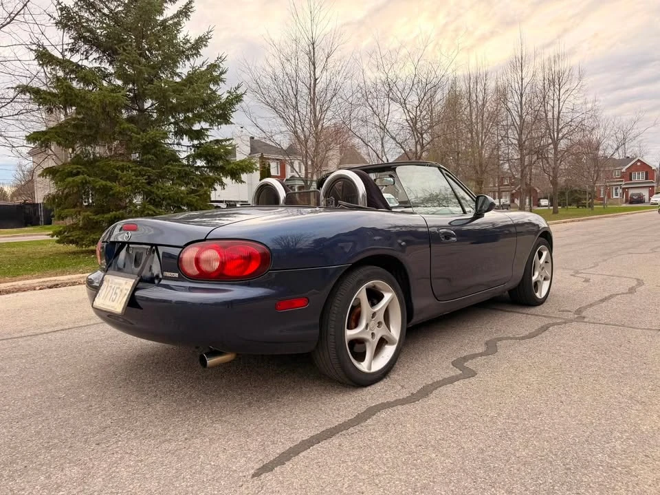 2002 Mazda NB MX-5 Miata - Image 5 of 9