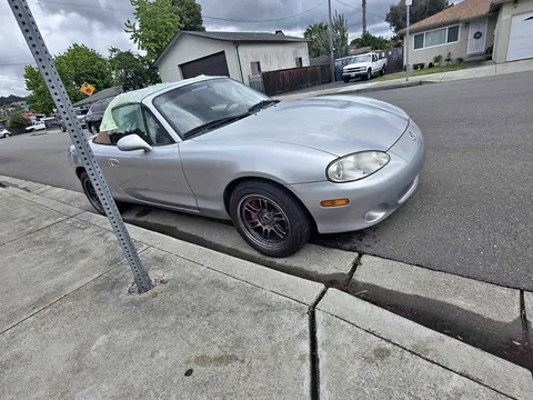 2002 Mazda MX-5 Miata