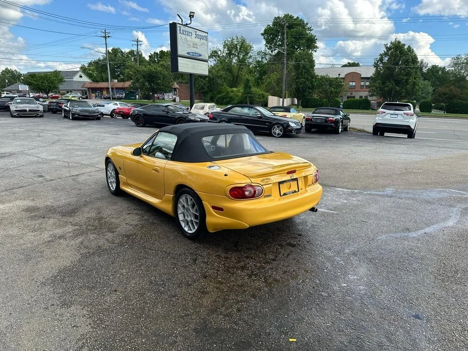 2002 Mazda NB MX-5 Miata - Image 5 of 20