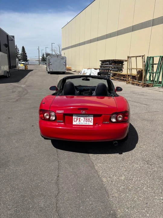 2002 Mazda NB MX-5 Miata - Image 4 of 9
