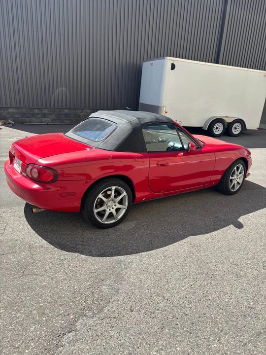 2002 Mazda NB MX-5 Miata - Image 7 of 9