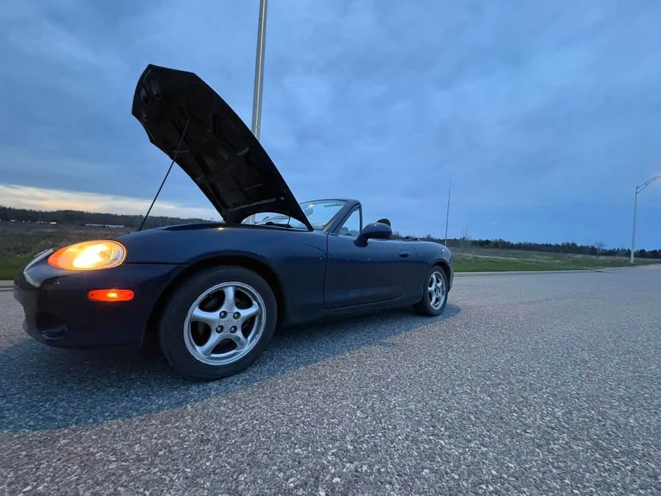 2002 Mazda NB MX-5 Miata - Image 18 of 19