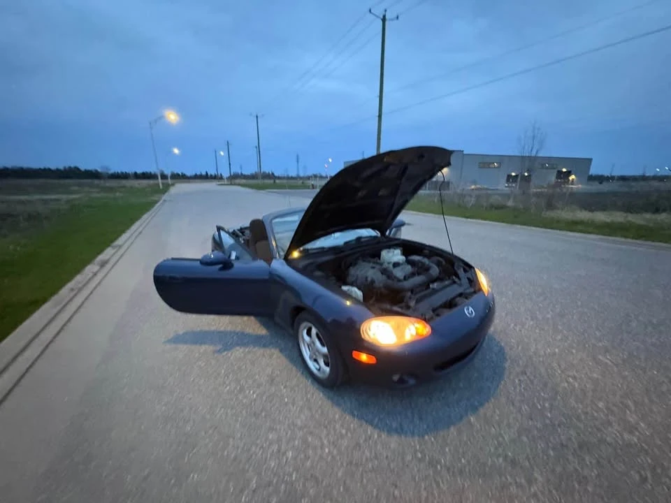 2002 Mazda NB MX-5 Miata - Image 11 of 19