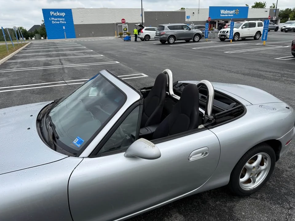 2002 Mazda NB MX-5 Miata - Image 9 of 15