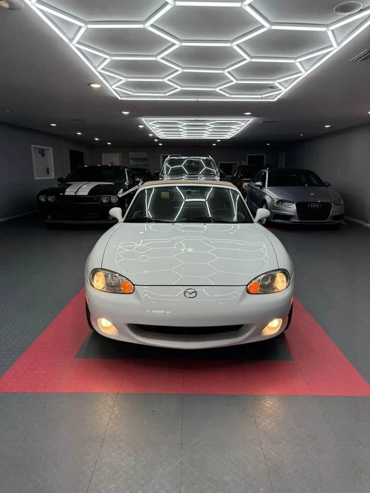 2002 Mazda NB MX-5 Miata - Image 2 of 12