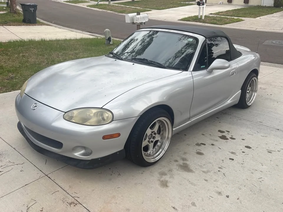 2002 Mazda NB MX-5 Miata - Image 2 of 7