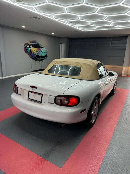 2002 Mazda NB MX-5 Miata - Image 5 of 12