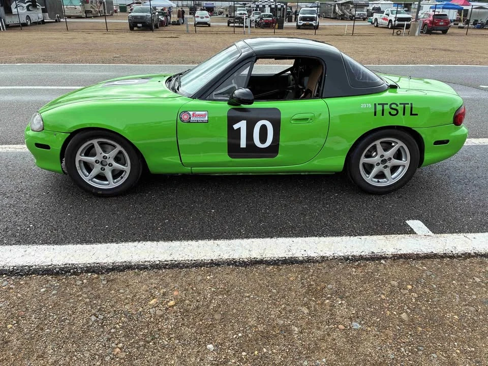 2002 Mazda NB MX-5 Miata - Image 3 of 8