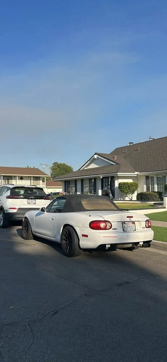 2002 Mazda NB MX-5 Miata - Image 3 of 4