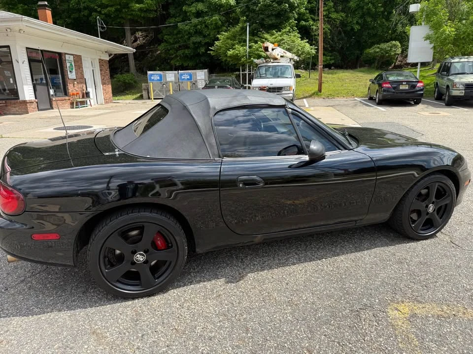 2002 Mazda NB MX-5 Miata - Image 2 of 11