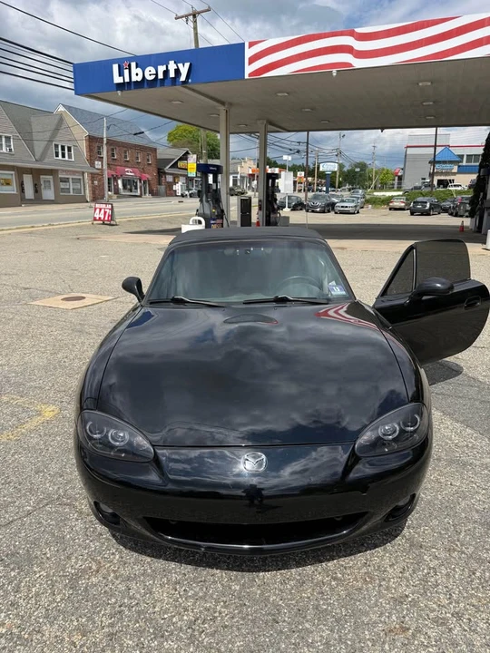 2002 Mazda NB MX-5 Miata - Image 3 of 11