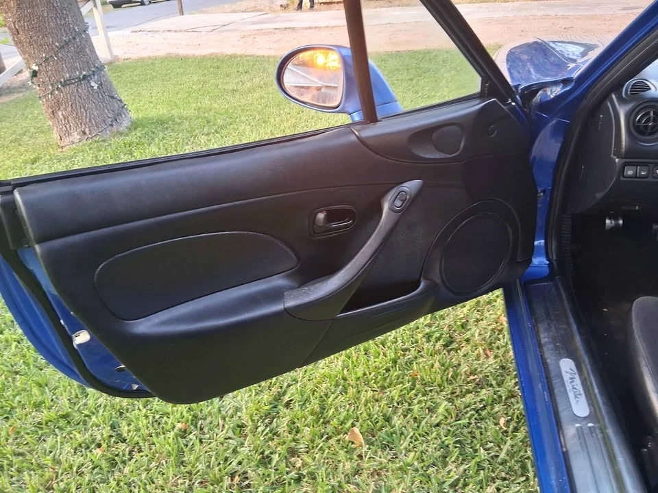 2002 Mazda NB MX-5 Miata - Image 8 of 17