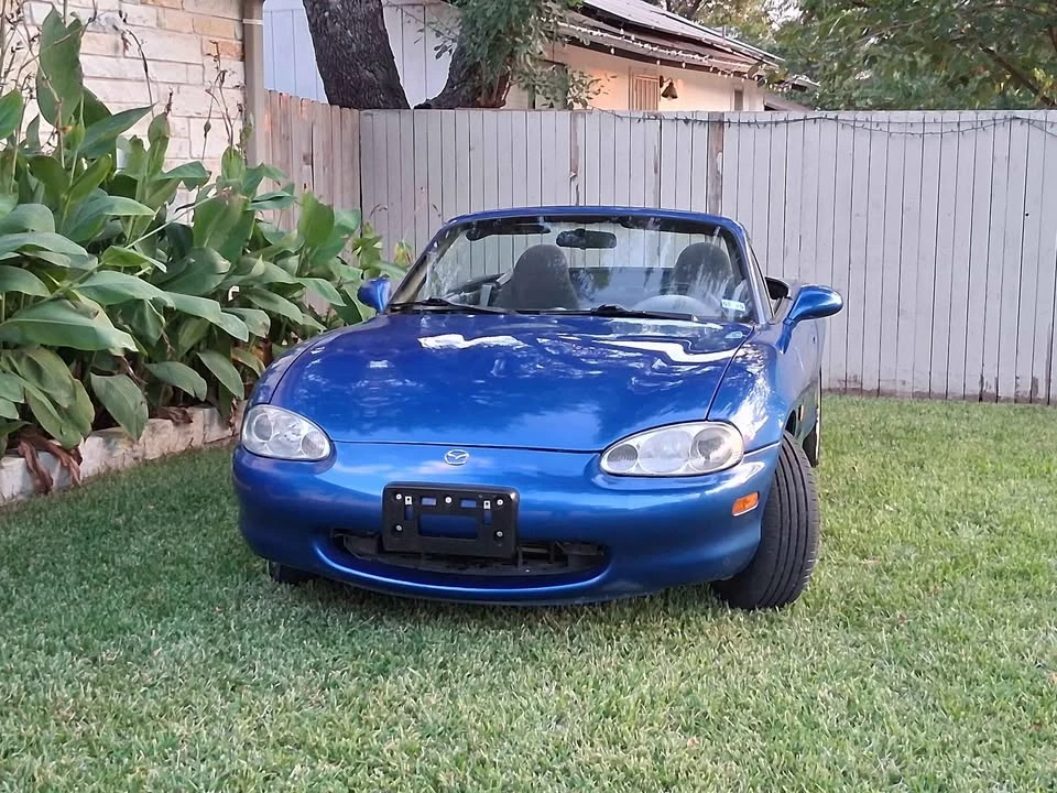 2002 Mazda NB MX-5 Miata - Image 3 of 17
