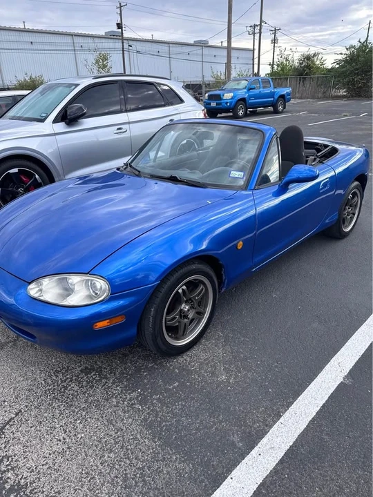 2002 Mazda NB MX-5 Miata - Image 5 of 5