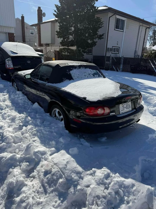 2002 Mazda NB MX-5 Miata - Image 3 of 4