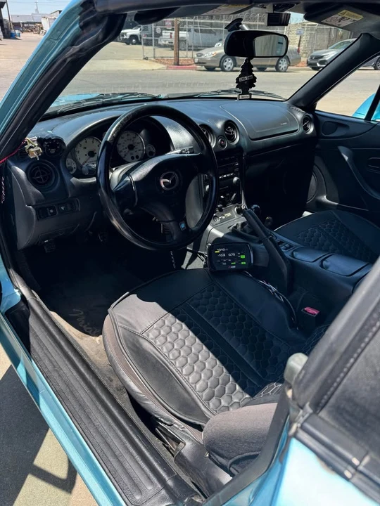 2002 Mazda NB MX-5 Miata - Image 5 of 14