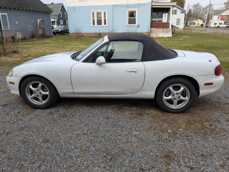 2002 Mazda NB MX-5 Miata - Image 5 of 7