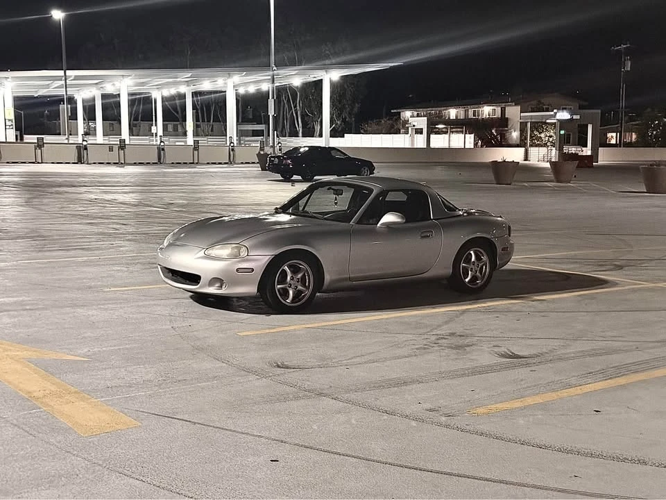 2002 Mazda NB MX-5 Miata - Image 5 of 9
