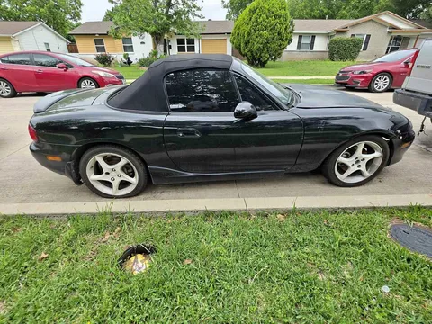 2002 Mazda MX-5 Miata Club Convertible