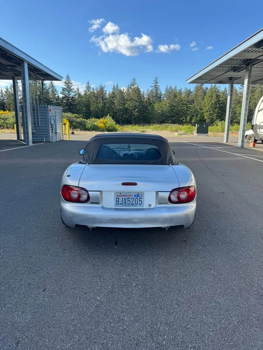 2002 Mazda NB MX-5 Miata - Image 6 of 13