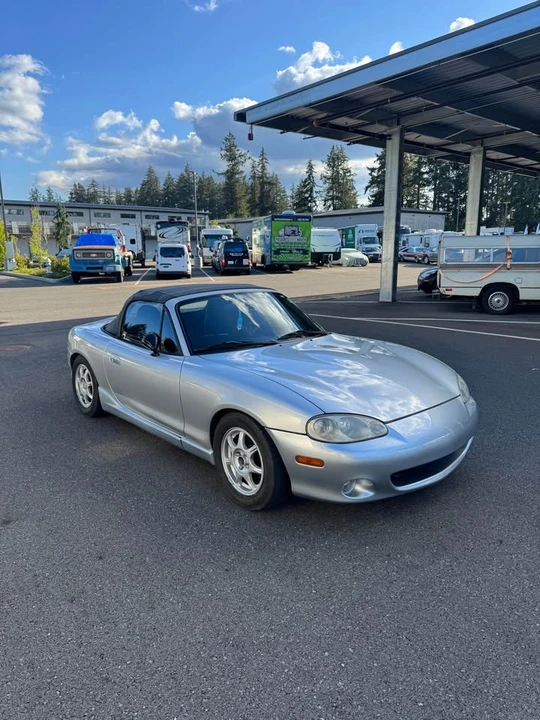 2002 Mazda NB MX-5 Miata - Image 3 of 13