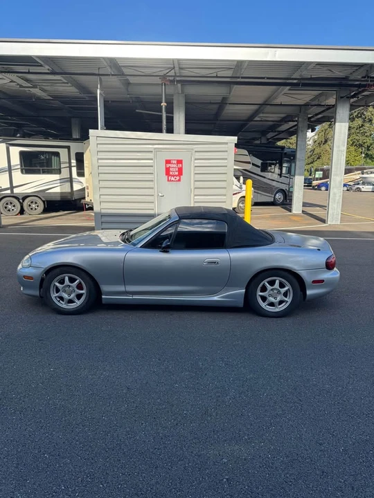 2002 Mazda NB MX-5 Miata - Image 8 of 13