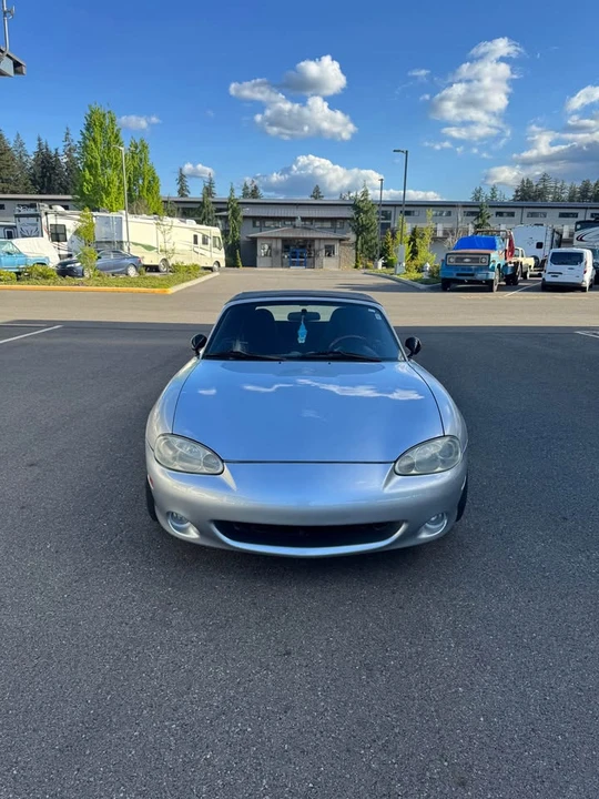 2002 Mazda NB MX-5 Miata - Image 2 of 13